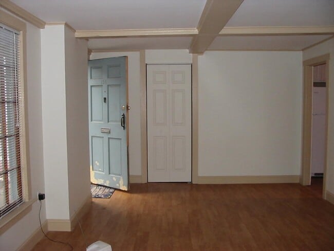 Photo - 101 Derby St Unit 1