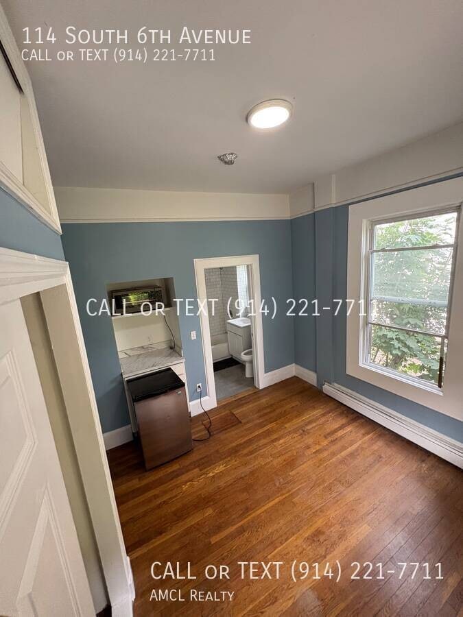 Photo - 114 S 6th Ave