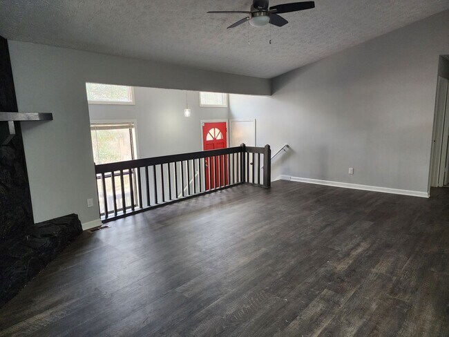 Photo - Beautiful 4 bed 3 bath home located in Acworth