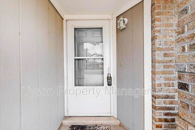 Photo - 5344 Chuckwagon Trail NW