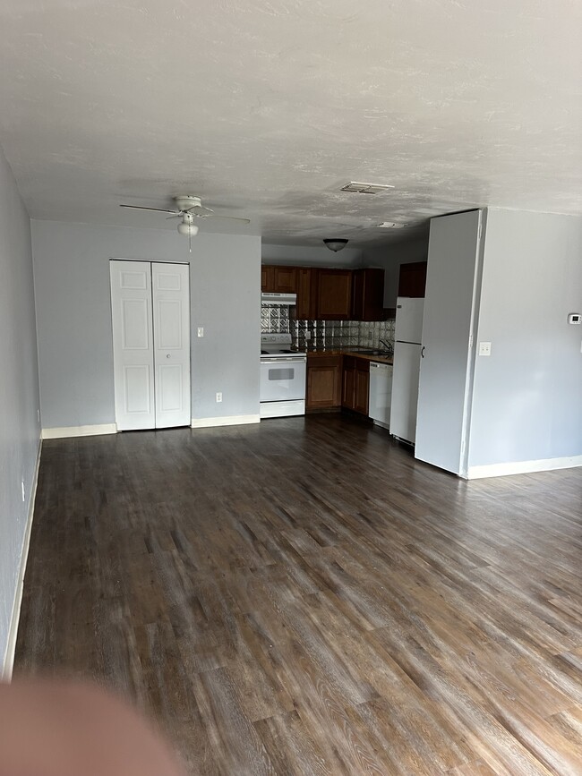 Photo - 6141 NW 26th St Apartments Unit Pineridge