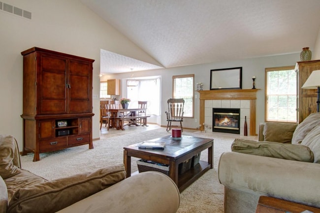 Photo - 8686 Olenbrook Dr