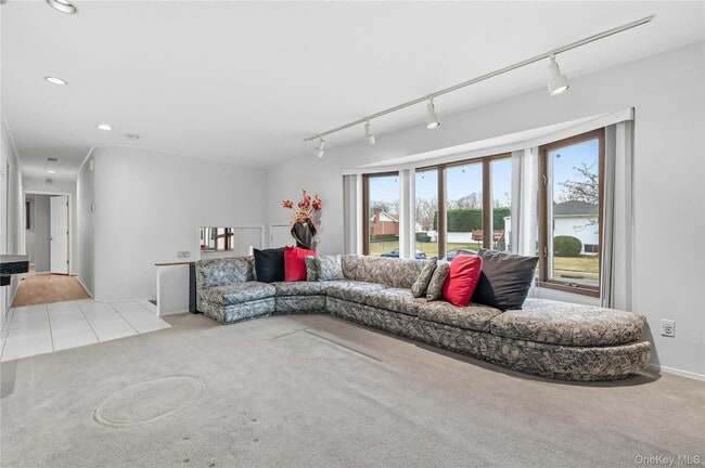 Photo - 20 Steuben Dr