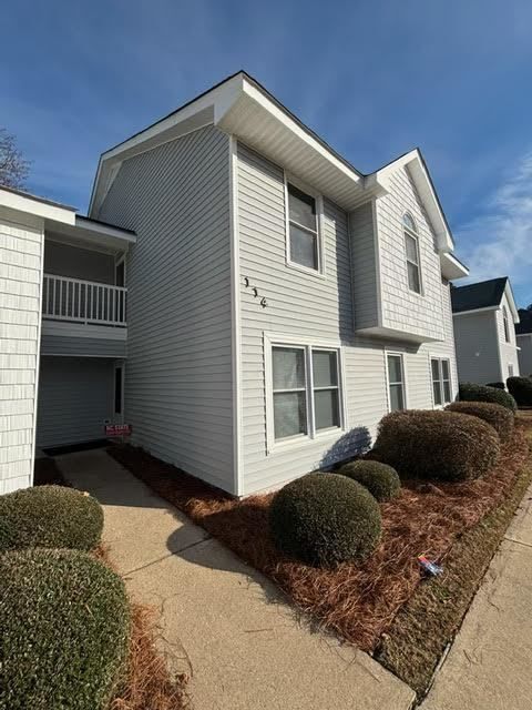 Photo - 114 W Victoria Ct