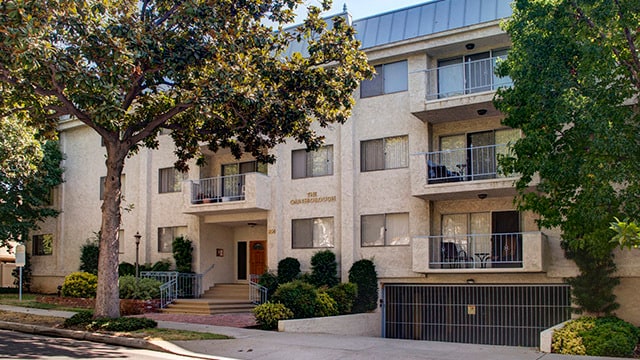 350 S Oakland