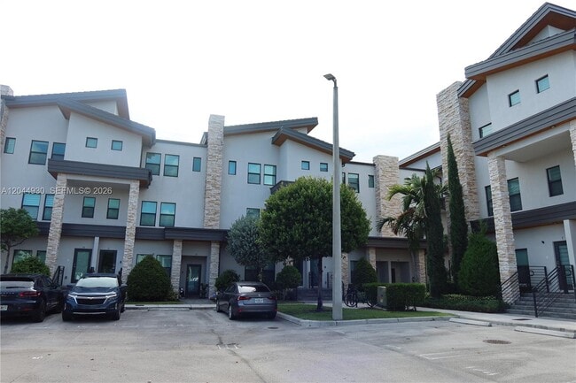 Photo - 10467 NW 82nd St Unit 16