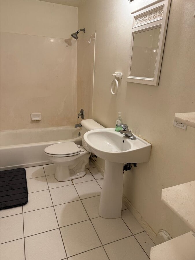 Photo - 1614 N 150 E