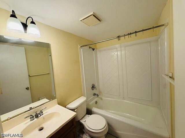 Photo - 3325 Arpt Rd S Unidad L3