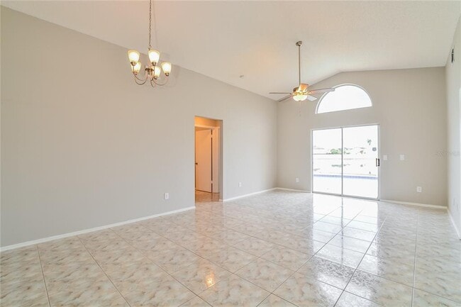 Photo - 3103 Orchard Pl