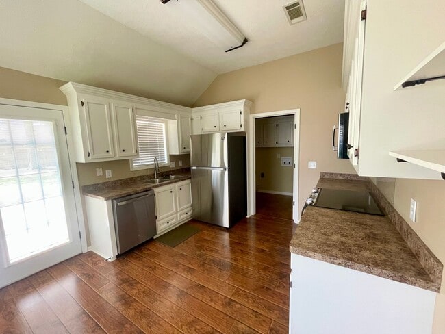 Photo - 3/2 For Rent in Brandon 047!