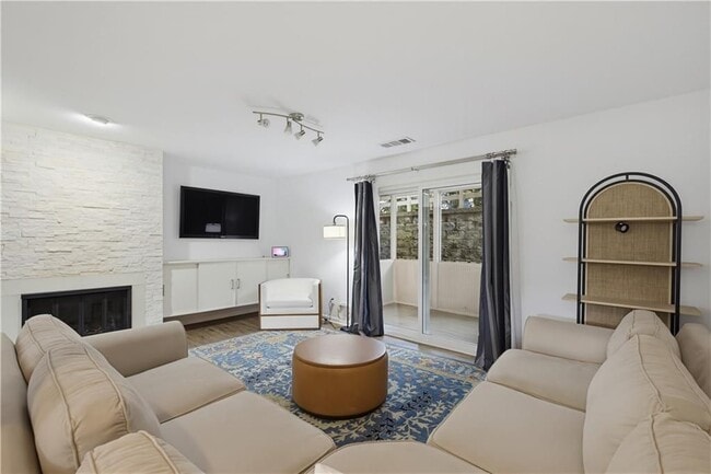 Photo - 279 Quail Run Unit 279