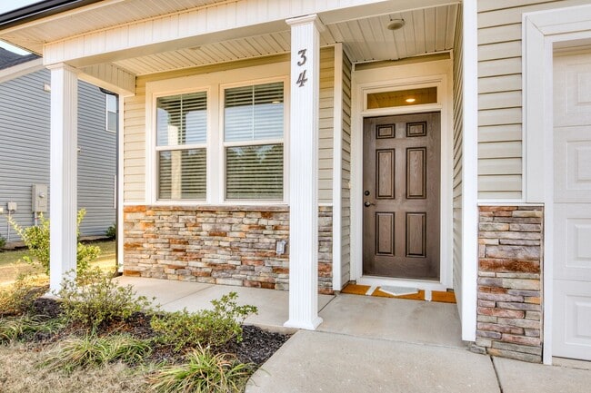 Photo - 3 Bedroom 2 Bathroom Ranch