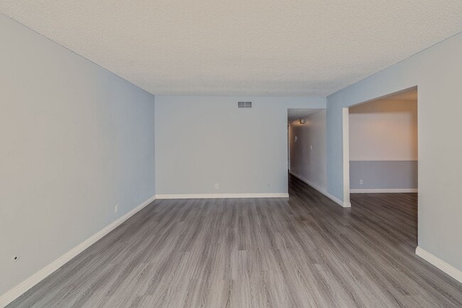 Photo - Beautiful 2 bedroom 2 bath Home!!!!