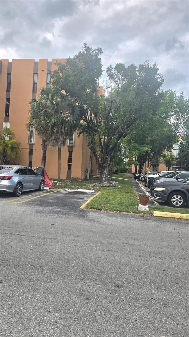 Photo - 9410 W Flagler St Unit 111