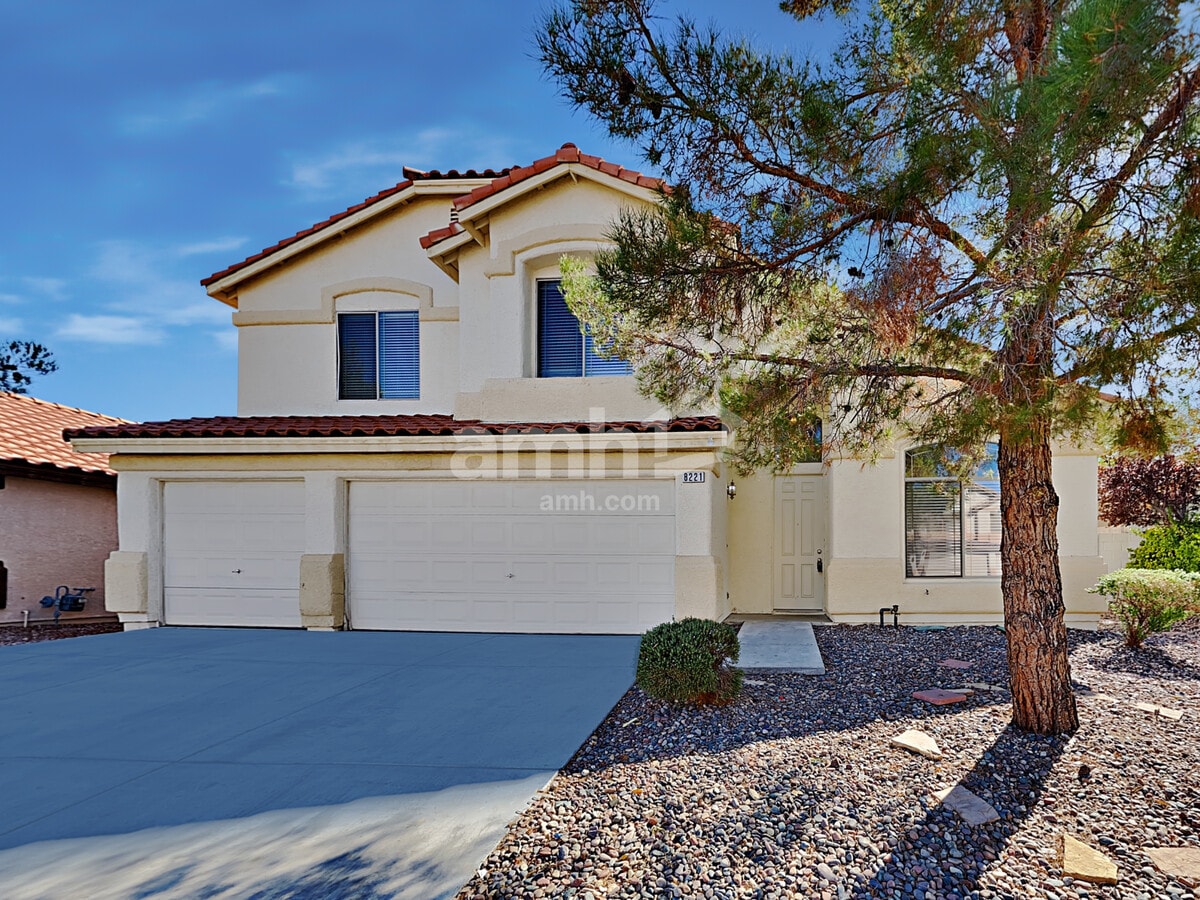 Photo - 8221 Woodland Prairie Ave