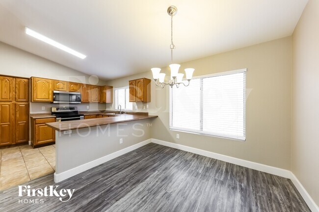Photo - 18139 N 113th Ave