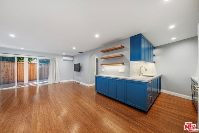 Building Photo - 2045 4th St Unit 105B Rental