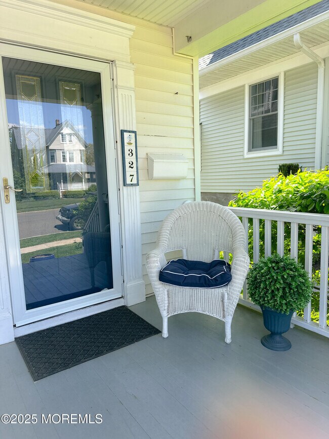 Photo - 327 Woodland Ave