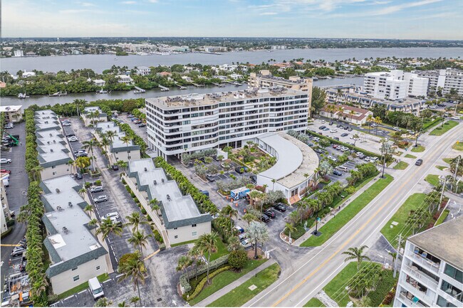 Context - Mayfair House West