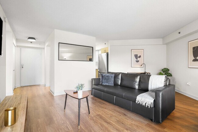 Photo - 801 15th St S Apartamento Unidad FL4-ID1094257P