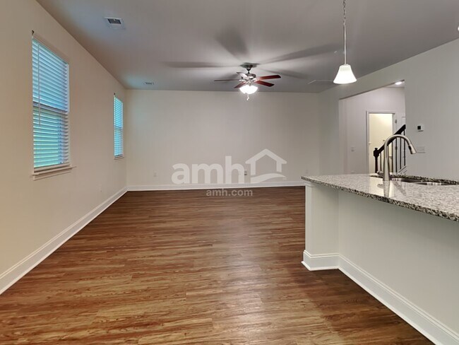 Photo - 1009 Theodore Rd