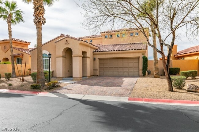 Photo - 13 Avenza Dr