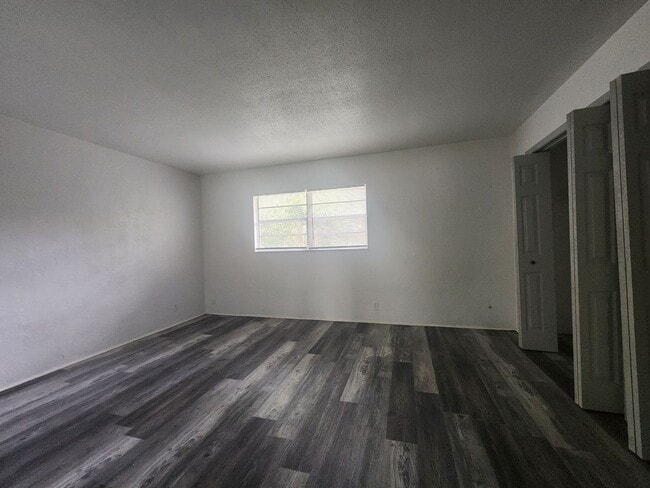 Photo - ** LIMITED TIME SPECIAL ** 1 Bedroom / 1 Bathroom Apartment Home Unit 1140-218