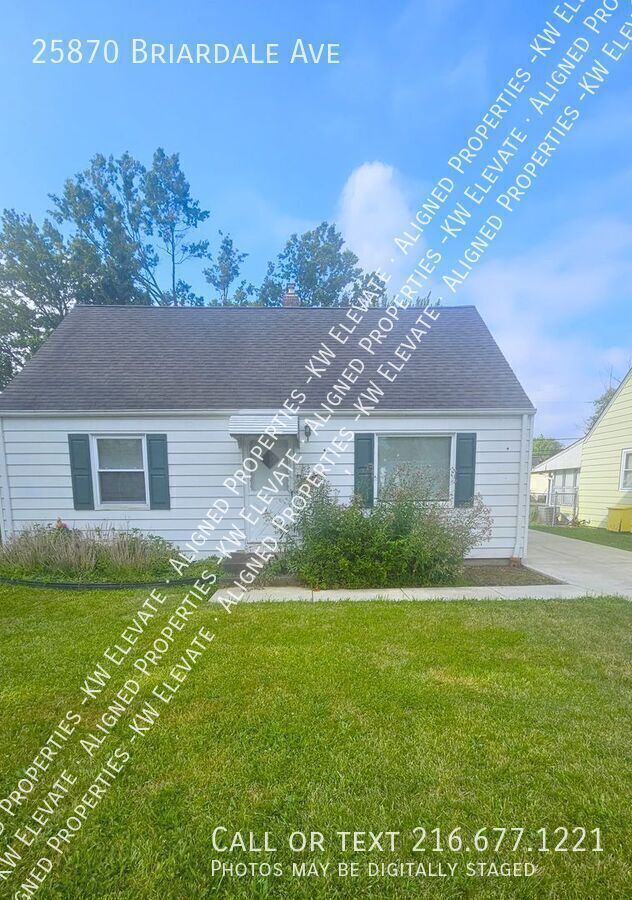 Photo - 25870 Briardale Ave