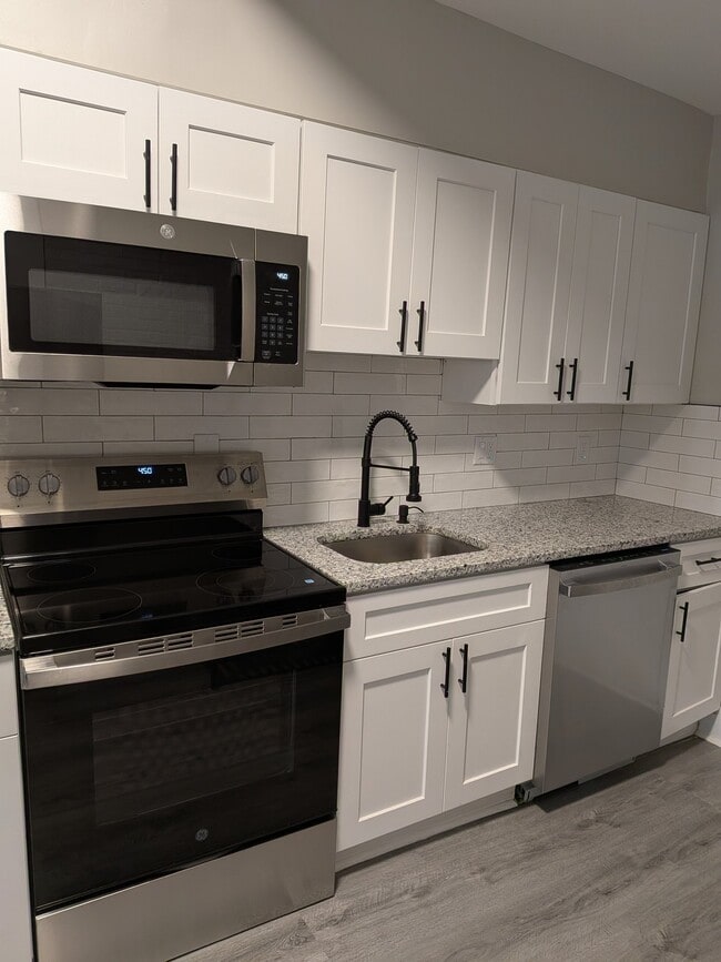 Photo - 806 N Van Buren St Unit Apt. 1 Rear