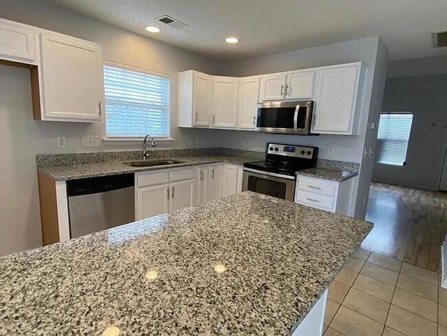Photo - 12131 Bottlebrush Pl