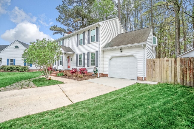 Photo - 717 Hempstead Ct