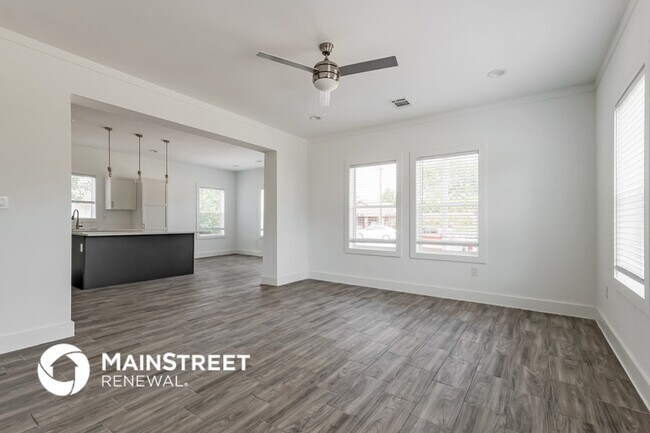 Photo - 4358 Larkspur St