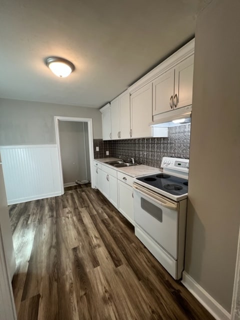 Photo - 1006 W Bessemer Ave