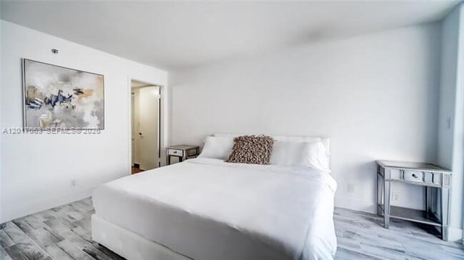 Photo - 2401 Collins Ave Unit 2401 Collins Ave # 1410