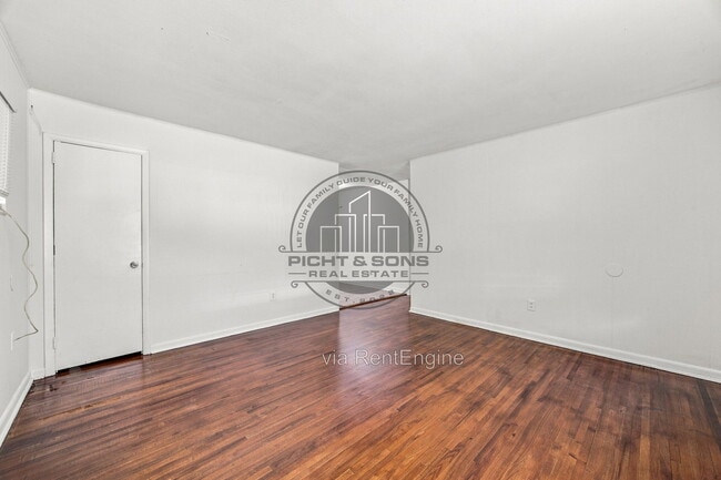 Photo - 1625 Kelly St
