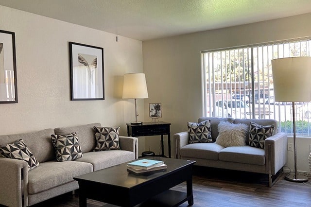20 Fifty One - 20 Fifty One Apartments