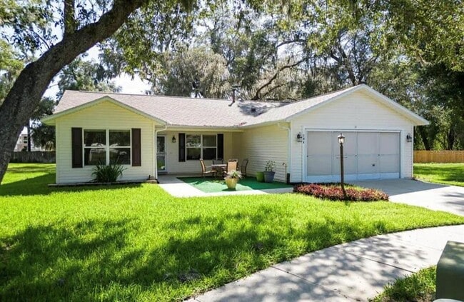 Photo - 104 Cherry Blossom Ln