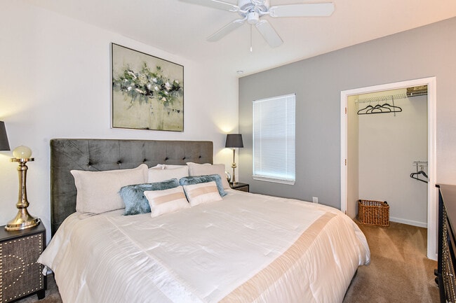 Windermere Cay apartments — community photo