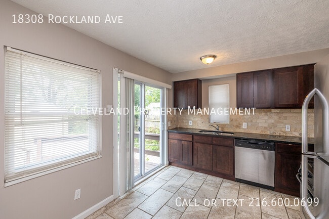 Photo - 18308 Rockland Ave