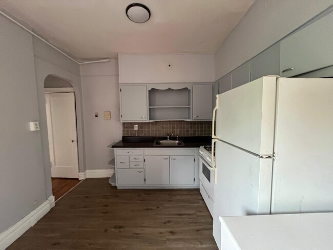 Photo - 165 Hutton St Unit 9