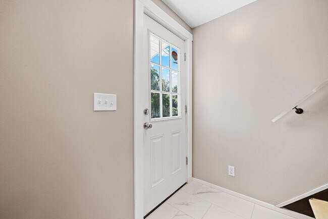 Photo - 529 Spruce St