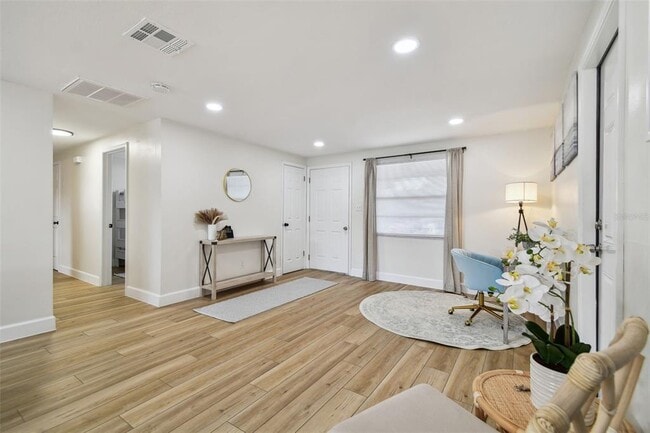 Photo - 1411 Coppertree Dr