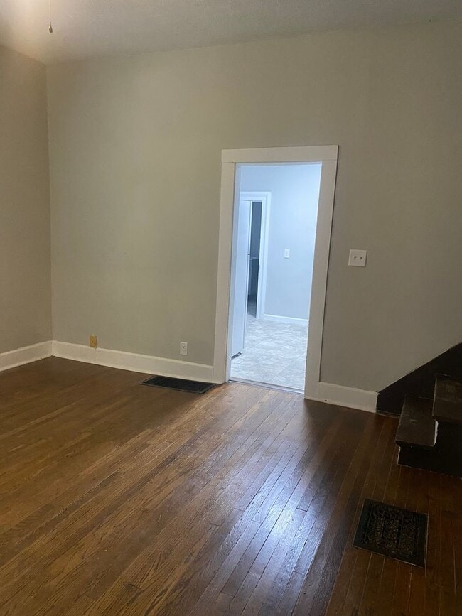 Photo - 625-627 S 10th Street Unidad 625