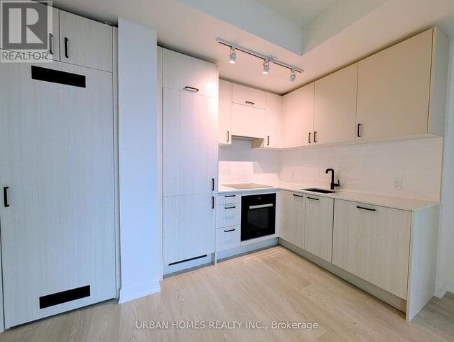 Photo - 1 Quarrington Lane Unité 2204