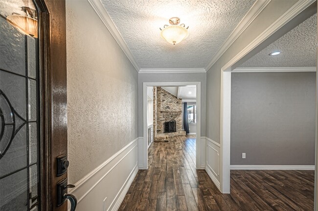 Photo - 17615 Swansbury Dr