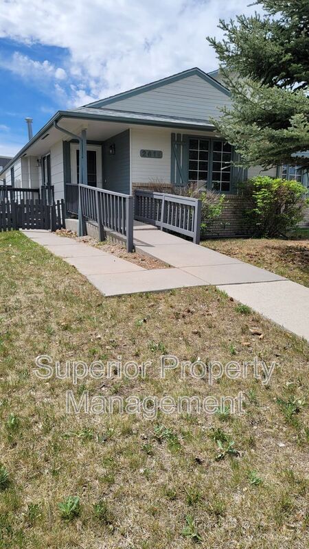 Photo - 2619 Sagebrush Ave