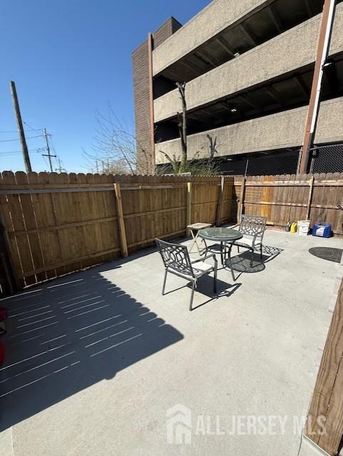 Photo - 439 Barclay St