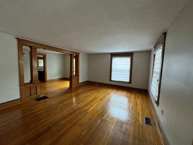 Photo - 51 Clinton Ave