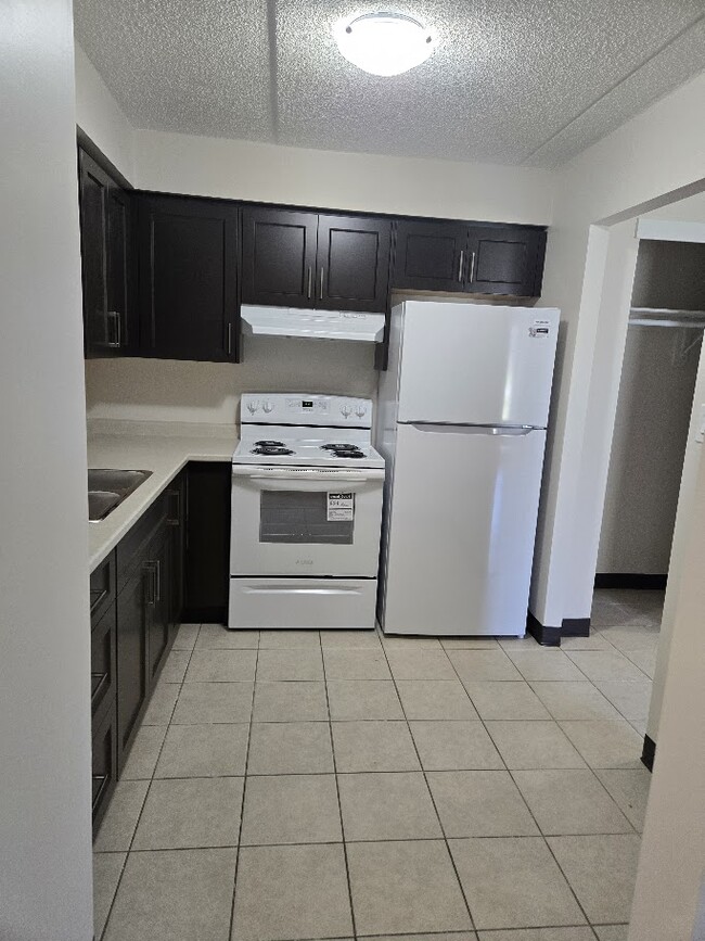 Photo - 26 Ormond St N