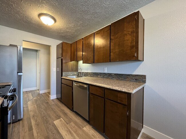 Photo - AT1071 Unit #520